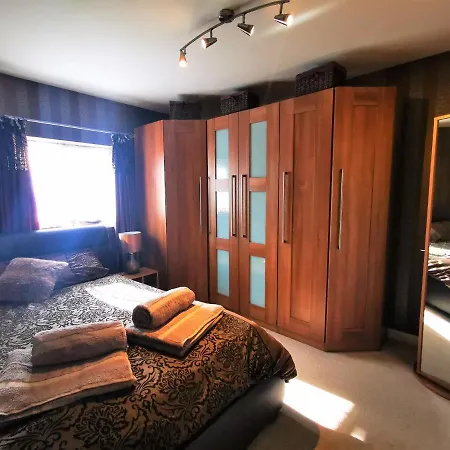 Apartment Luxury Two Bedroom In York